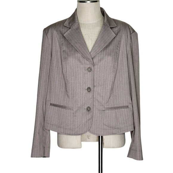 Lane Bryant Blazer Size 18 Beige Pinstripe 3 Button Closure Pockets New - Picture 1 of 7